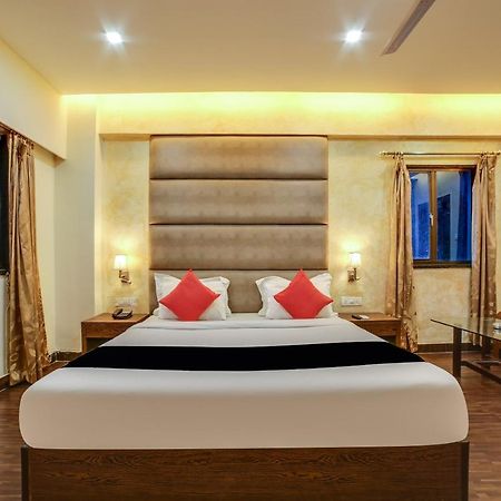 Capital O 61351 Waii International Bhalukpung Ngoại thất bức ảnh