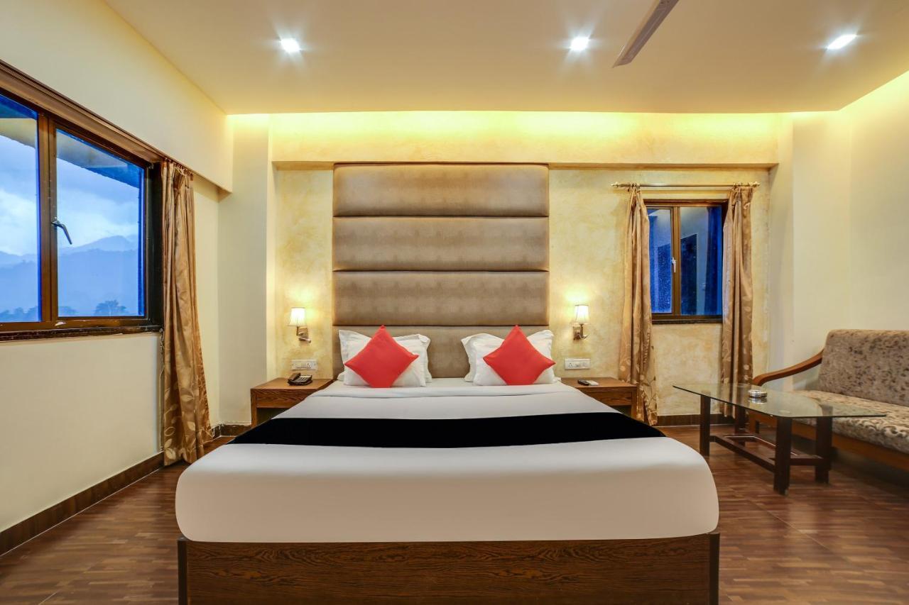Capital O 61351 Waii International Bhalukpung Ngoại thất bức ảnh