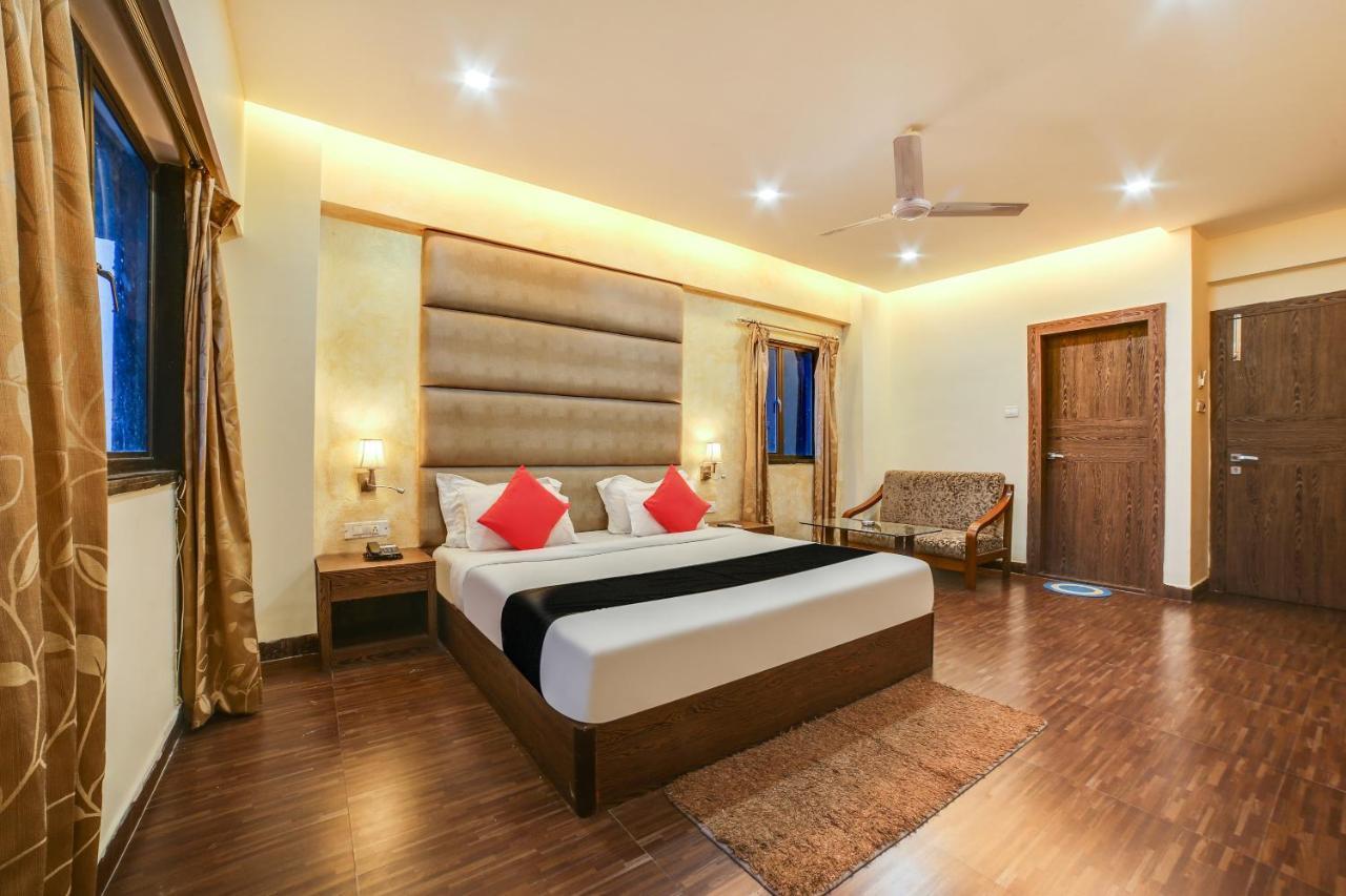 Capital O 61351 Waii International Bhalukpung Ngoại thất bức ảnh