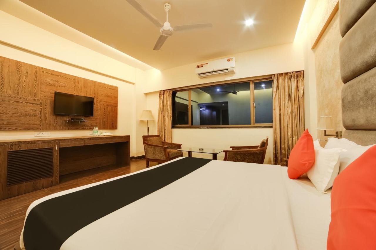 Capital O 61351 Waii International Bhalukpung Ngoại thất bức ảnh